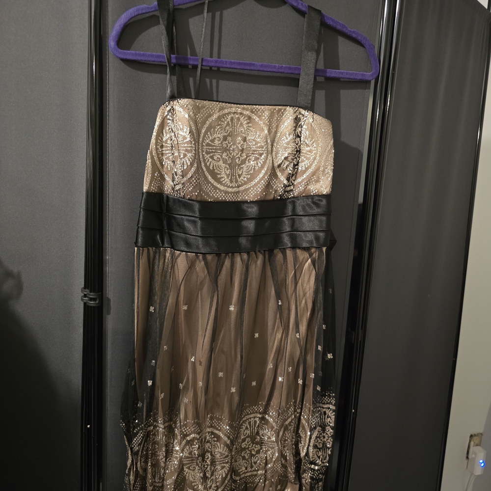 R&M Richards Black and Gold Dress